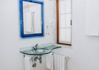 Baño habitación Valdoviño
